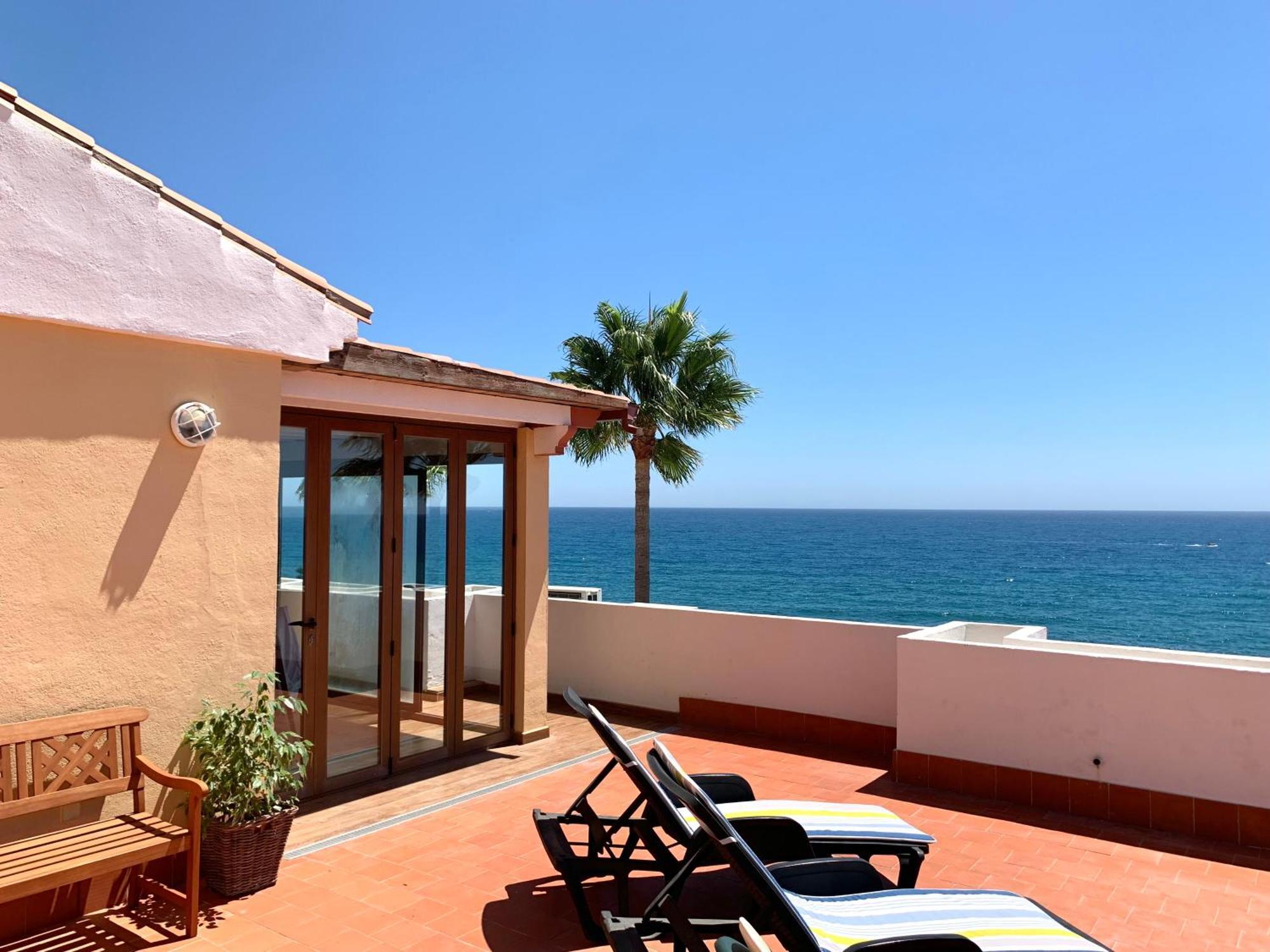 Penthouse On The Beachfront Estepona Kültér fotó